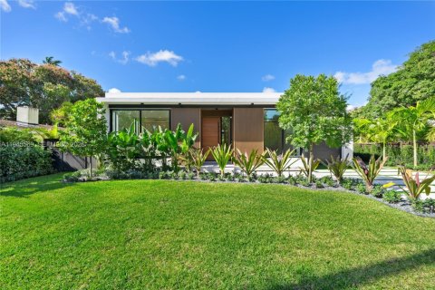 Casa en venta en Biscayne Park, Florida, 4 dormitorios № 2001696 - foto 2