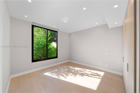 Casa en venta en Biscayne Park, Florida, 4 dormitorios № 2001696 - foto 24