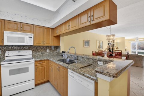 Copropriété à vendre à Boynton Beach, Floride: 3 chambres, 139.35 m2 № 2024470 - photo 7