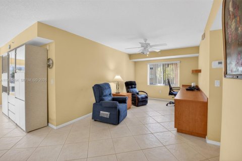 Copropriété à vendre à Boynton Beach, Floride: 3 chambres, 139.35 m2 № 2024470 - photo 14