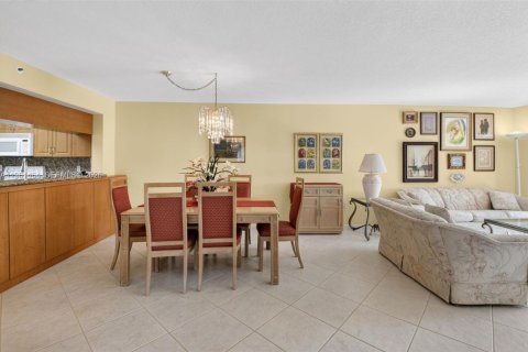 Copropriété à vendre à Boynton Beach, Floride: 3 chambres, 139.35 m2 № 2024470 - photo 16