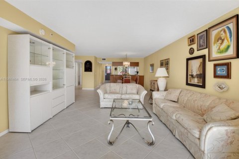 Copropriété à vendre à Boynton Beach, Floride: 3 chambres, 139.35 m2 № 2024470 - photo 25