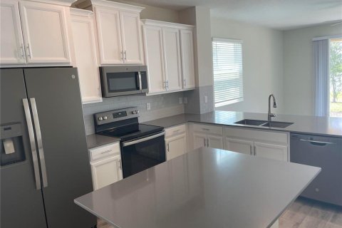 Villa ou maison à louer à Saint Cloud, Floride: 2 chambres, 141.86 m2 № 1910214 - photo 8