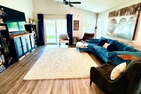 Casa en venta en Orlando, Florida, 4 dormitorios, 180.97 m2 № 2093579 - foto 18