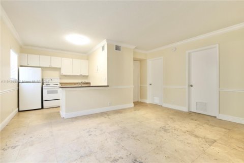 Copropriété à vendre à Fort Lauderdale, Floride: 2 chambres, 58.53 m2 № 1939973 - photo 1