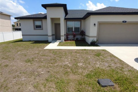 Casa en alquiler en Kissimmee, Florida, 4 dormitorios, 136.1 m2 № 1745482 - foto 12