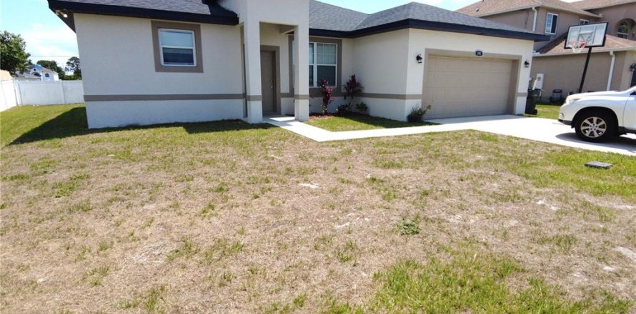 House in Kissimmee, Florida 4 bedrooms, 136.1 sq.m. № 1745482