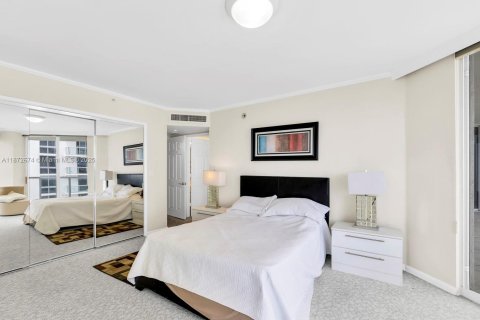 Copropriété à vendre à Sunny Isles Beach, Floride: 2 chambres, 156.08 m2 № 2088756 - photo 14