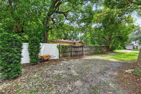 Villa ou maison à vendre à Orlando, Floride: 2 chambres, 72.74 m2 № 2347579 - photo 27