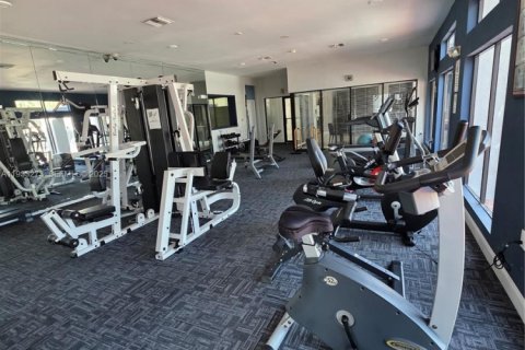 Снять в аренду кондоминиум в Майами, Флорида 1 спальня, 51.84м2, № 1991974 - фото 12