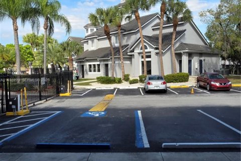 Снять в аренду кондоминиум в Майами, Флорида 1 спальня, 51.84м2, № 1991974 - фото 10