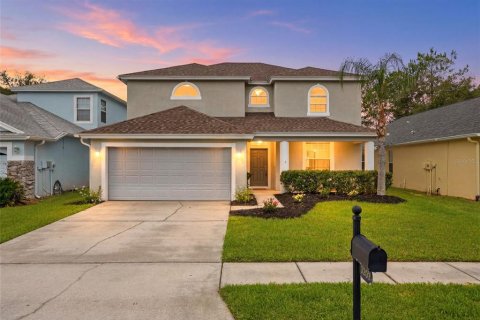 Casa en Wesley Chapel, Florida 4 dormitorios, 221.85 m2 № 2124476