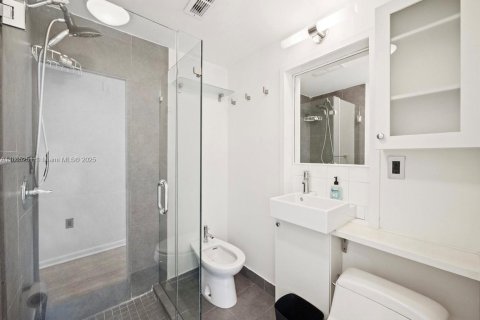 Copropriété à vendre à Miami Beach, Floride: 1 chambre, 40.88 m2 № 1893453 - photo 11