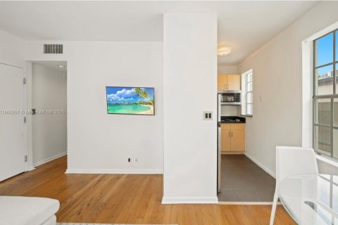 Copropriété à vendre à Miami Beach, Floride: 1 chambre, 40.88 m2 № 1893453 - photo 6