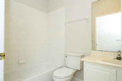 Villa ou maison à louer à Orlando, Floride: 4 chambres, 181.72 m2 № 2418416 - photo 21