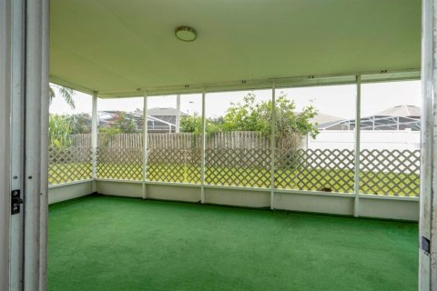 Villa ou maison à louer à Orlando, Floride: 4 chambres, 181.72 m2 № 2418416 - photo 18