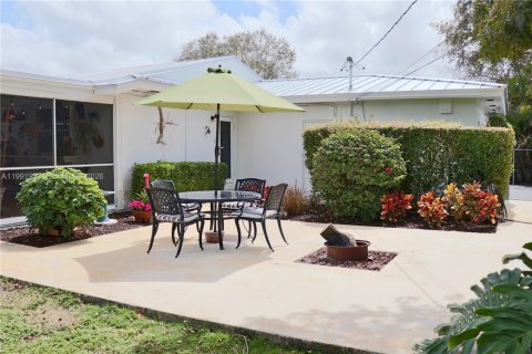 Villa ou maison à vendre à Homestead, Floride: 4 chambres, 276.85 m2 № 2064833 - photo 16