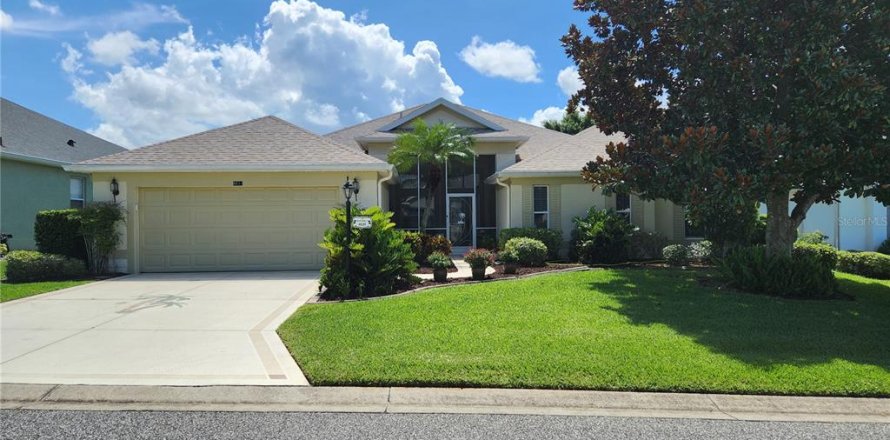 Casa en Leesburg, Florida 3 dormitorios, 240.06 m2 № 1882902