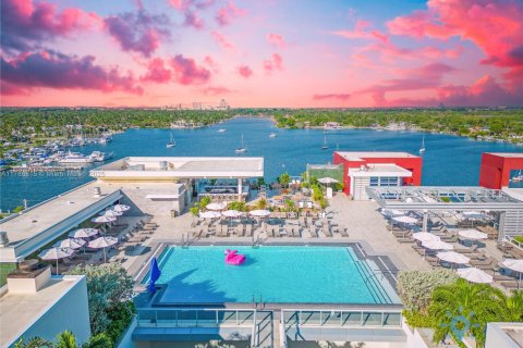 Condo in Hollywood, Florida № 2021668 - photo 27