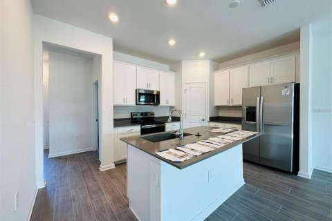 House in Kissimmee, Florida 4 bedrooms, 208.47 sq.m. № 1855858 - photo 7