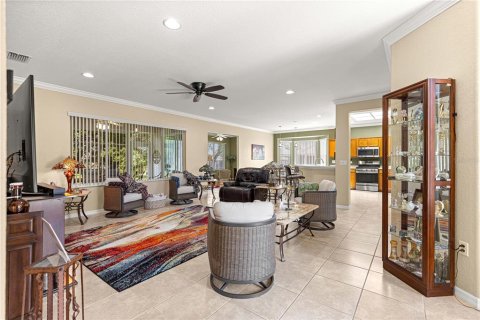 House in Summerfield, Florida 2 bedrooms, 170.94 sq.m. № 2347250 - photo 5