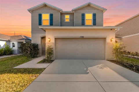 Casa en Gibsonton, Florida 3 dormitorios, 201.23 m2 № 2108819