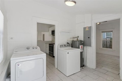 Villa ou maison à vendre à Saint Petersburg, Floride: 5 chambres, 153.85 m2 № 2291445 - photo 14