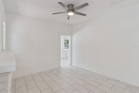 Villa ou maison à vendre à Saint Petersburg, Floride: 5 chambres, 153.85 m2 № 2291445 - photo 25