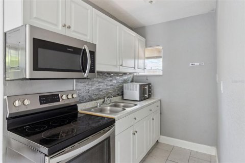 Villa ou maison à vendre à Saint Petersburg, Floride: 5 chambres, 153.85 m2 № 2291445 - photo 22