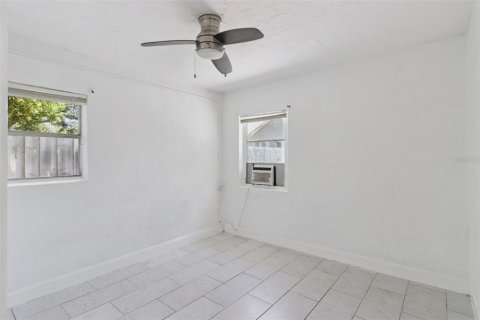 Villa ou maison à vendre à Saint Petersburg, Floride: 5 chambres, 153.85 m2 № 2291445 - photo 30
