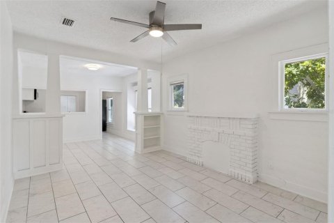 Villa ou maison à vendre à Saint Petersburg, Floride: 5 chambres, 153.85 m2 № 2291445 - photo 8