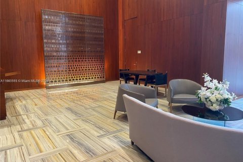 Condominio en venta en Miami, Florida, 1 dormitorio, 65.12 m2 № 1939581 - foto 23