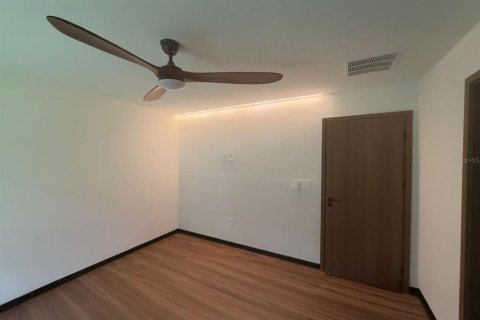 Villa ou maison à vendre à DeBary, Floride: 3 chambres, 117.99 m2 № 2389175 - photo 5