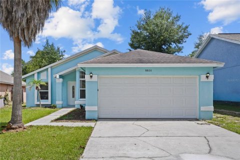 Casa en venta en Kissimmee, Florida, 3 dormitorios, 121.42 m2 № 2358592 - foto 2