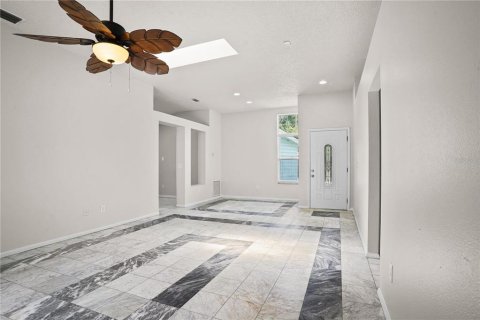 Casa en venta en Kissimmee, Florida, 3 dormitorios, 121.42 m2 № 2358592 - foto 9