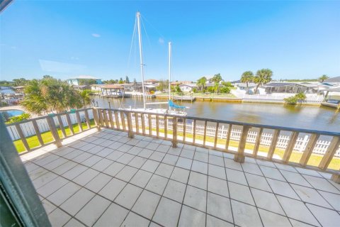 House in Ponce Inlet, Florida 4 bedrooms, 215.16 sq.m. № 2436982 - photo 28