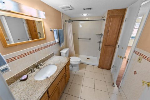 House in Ponce Inlet, Florida 4 bedrooms, 215.16 sq.m. № 2436982 - photo 16