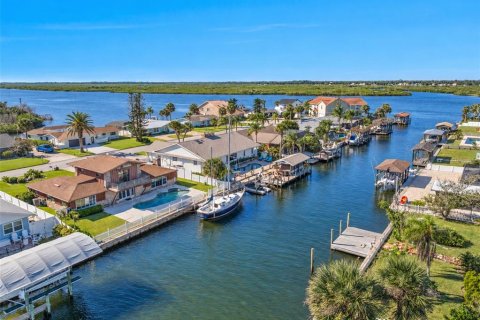 House in Ponce Inlet, Florida 4 bedrooms, 215.16 sq.m. № 2436982 - photo 21