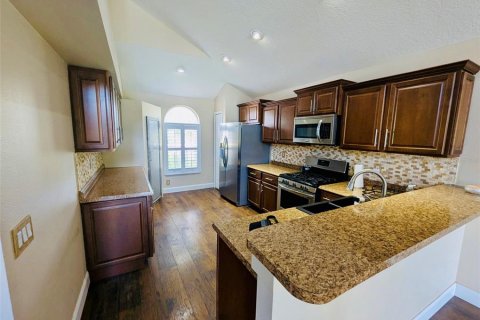 House in Wesley Chapel, Florida 3 bedrooms, 175.4 sq.m. № 1885233 - photo 3