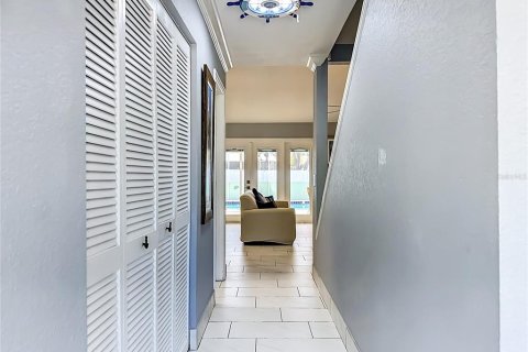 Villa ou maison à vendre à Sarasota, Floride: 3 chambres, 184.5 m2 № 2419065 - photo 10