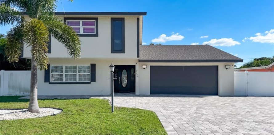 Villa ou maison à Sarasota, Floride 3 chambres, 184.5 m2 № 2419065