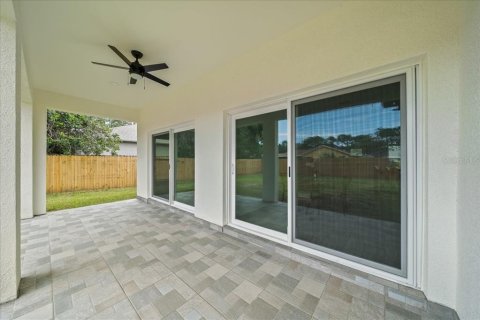 House in Cocoa, Florida 4 bedrooms, 159.42 sq.m. № 1808600 - photo 19