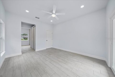 House in Cocoa, Florida 4 bedrooms, 159.42 sq.m. № 1808600 - photo 21
