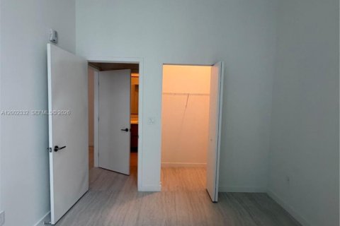 Снять в аренду кондоминиум в Майами, Флорида 1 спальня, 72.84м2, № 2067717 - фото 6