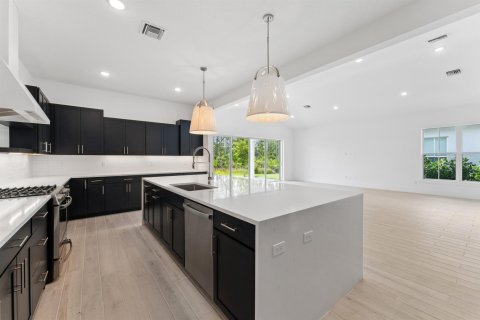 Villa ou maison à vendre à Port St. Lucie, Floride: 3 chambres, 279.82 m2 № 2077498 - photo 17