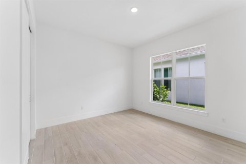 Villa ou maison à vendre à Port St. Lucie, Floride: 3 chambres, 279.82 m2 № 2077498 - photo 11