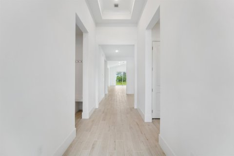 Villa ou maison à vendre à Port St. Lucie, Floride: 3 chambres, 279.82 m2 № 2077498 - photo 2