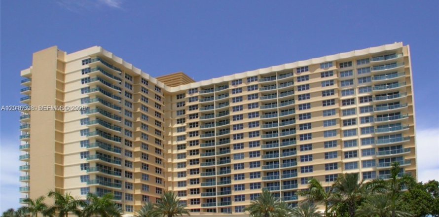 Studio à Condo à Hollywood, Floride № 2186461