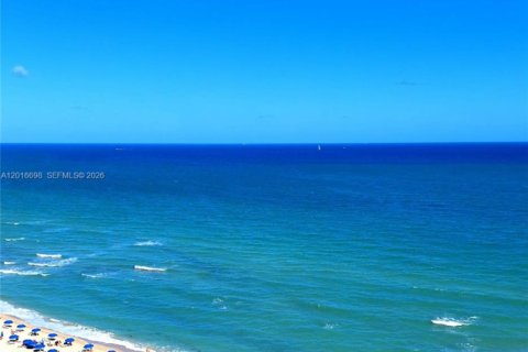 Copropriété à vendre à Hollywood, Floride: 54.81 m2 № 2186461 - photo 8
