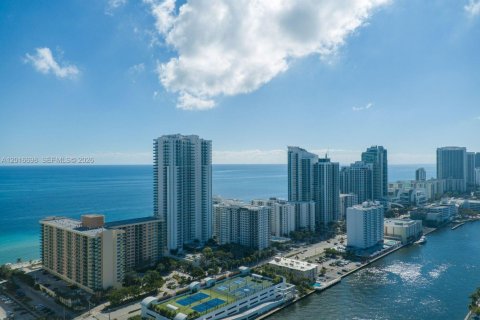 Copropriété à vendre à Hollywood, Floride: 54.81 m2 № 2186461 - photo 5